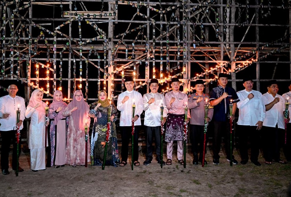 Meriah, Festival Lampu Colok Bengkalis 2026 Dibuka Oleh Bupati Kasmarni