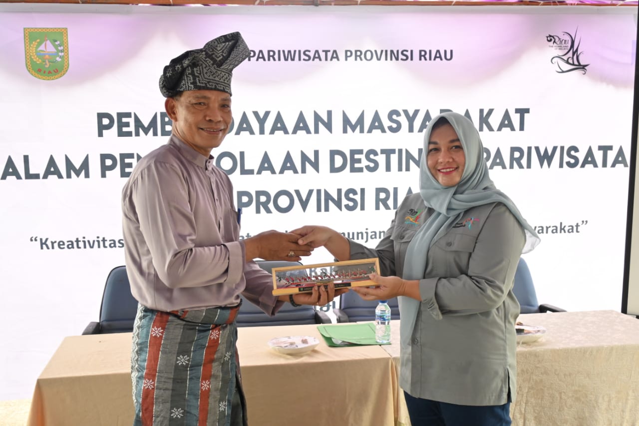 Kabid Pariwisata Alwizar Hadiri Pembukaan Pemberdayaan Masyarakat Dalam Pengelolaan Destinasi Pariwisata Di Provinsi Riau
