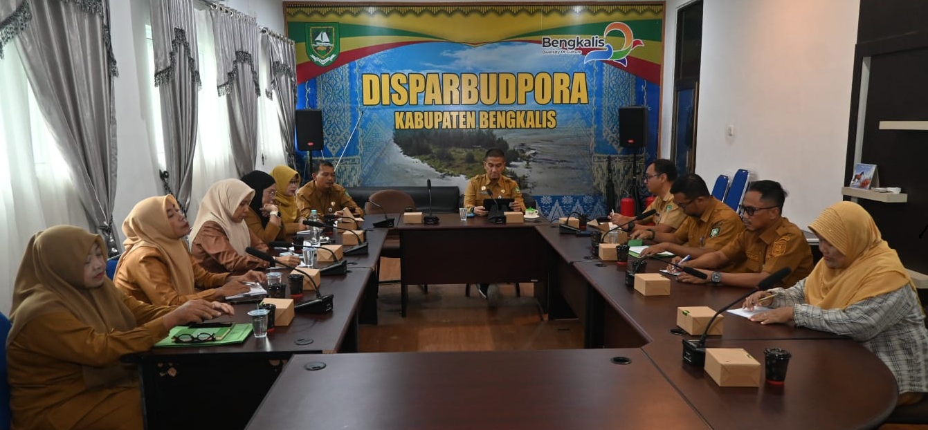 Perkuat Sinergi dan Evaluasi Program, Disparbudpora Bengkalis Gelar Rapat Kinerja Bersama Pejabat Struktural dan Fungsional