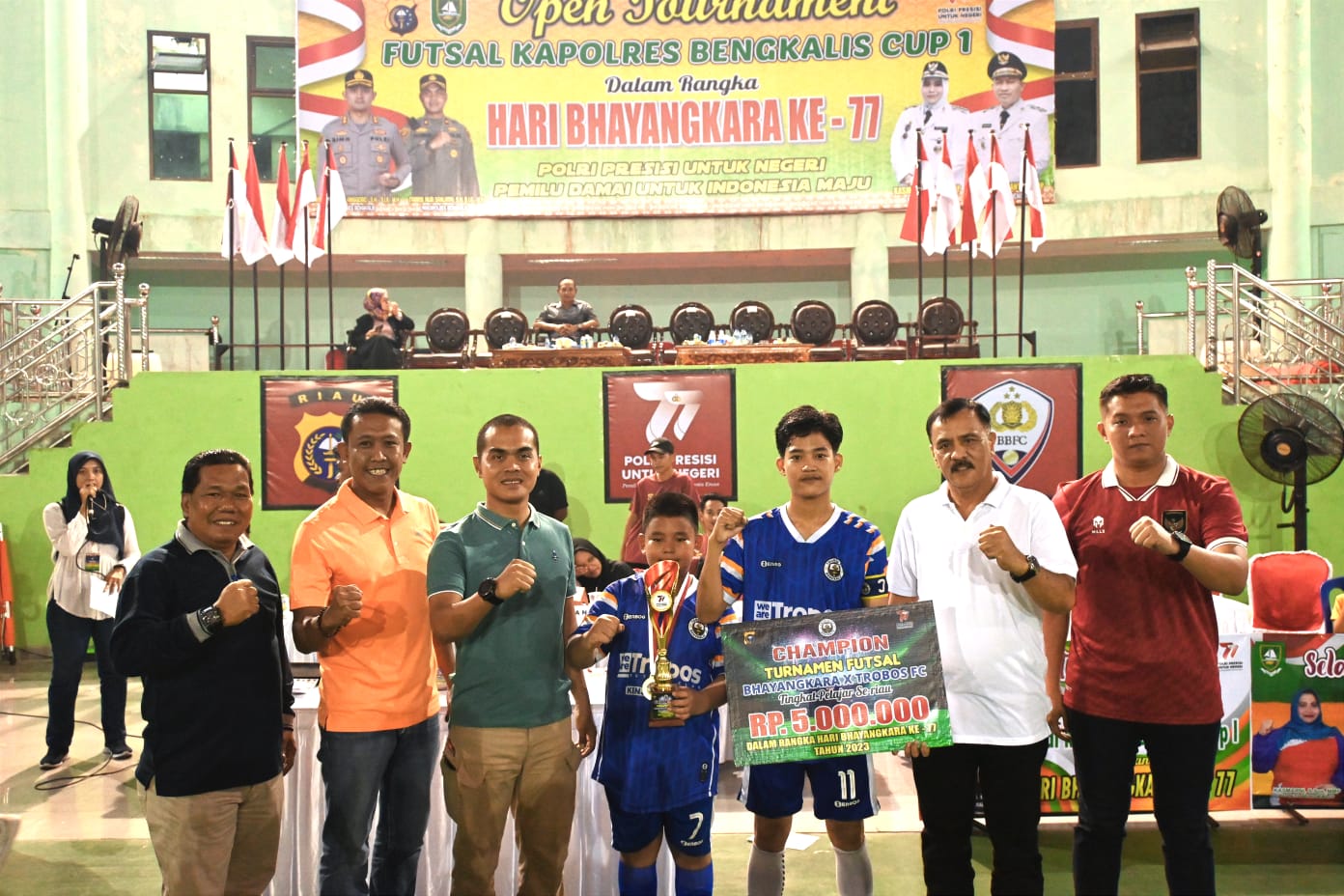 Kadisparbudpora Edi Sakura Ucapkan Selamat Buat Pemenang Open Tournament Futsal Kapolres Bengkalis Cup 1
