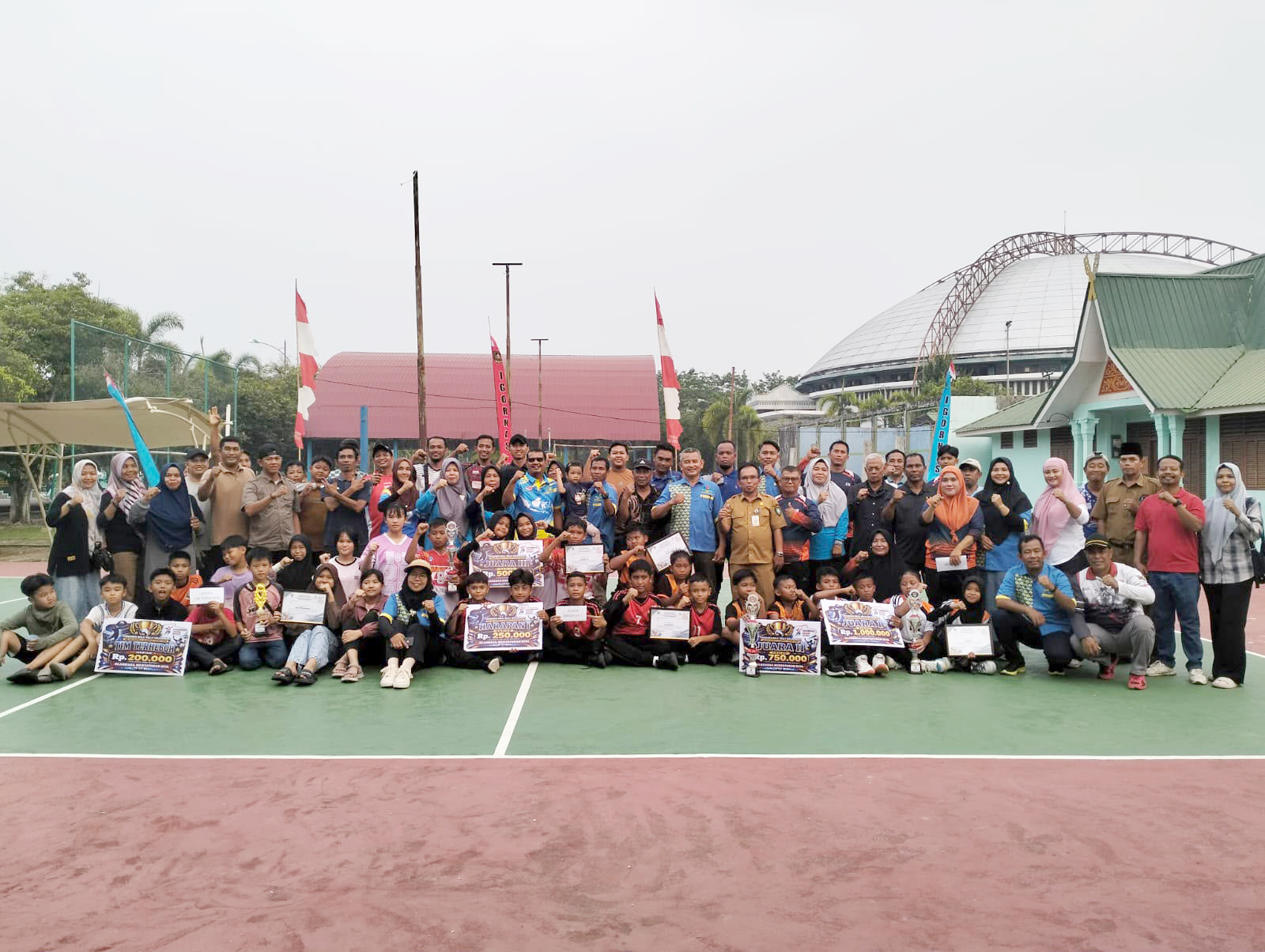 Turnamen Bola Voli Kolaborasi Resmi Ditutup, SDN 9 Bengkalis Raih Juara Pertama