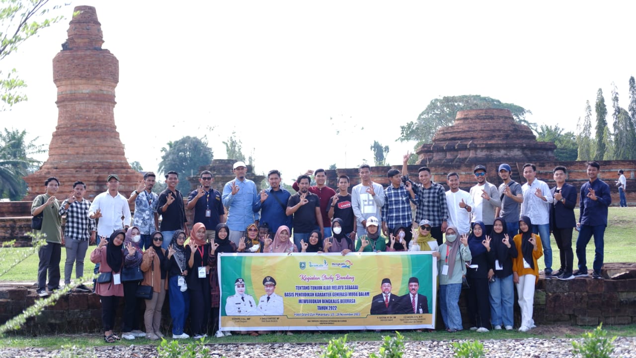 Setelah Mengunjungi LAM Riau, Rombongan Bimtek Kebudayaan Mengunjungi Candi Muara Takus