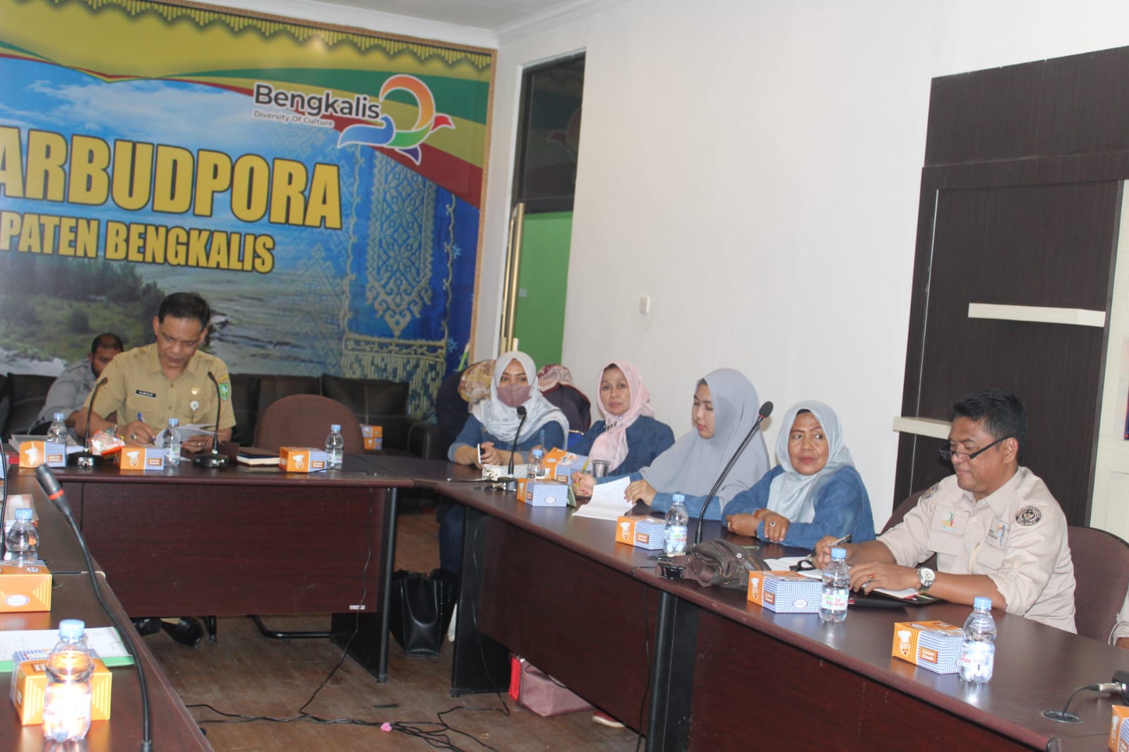 Kabid Pariwisata Pimpin Rapat bersama Dinas Pariwisata Provinsi Riau
